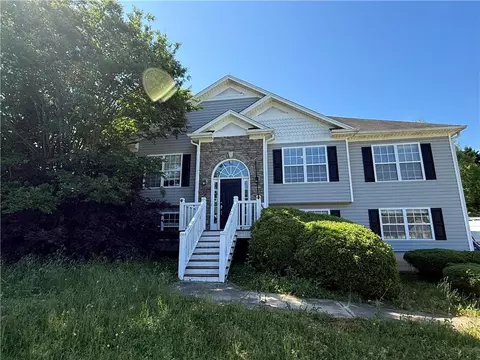 39 Dunleith Dr, Dallas, GA 30132
