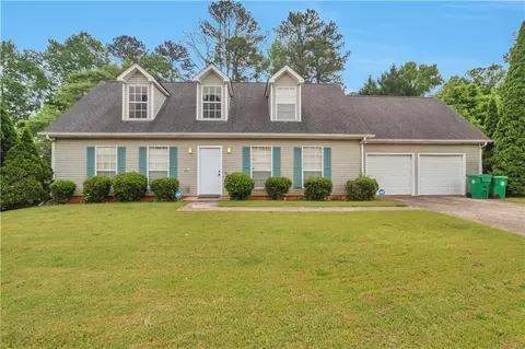 1282 Berryhill Dr, Lithonia, GA 30058
