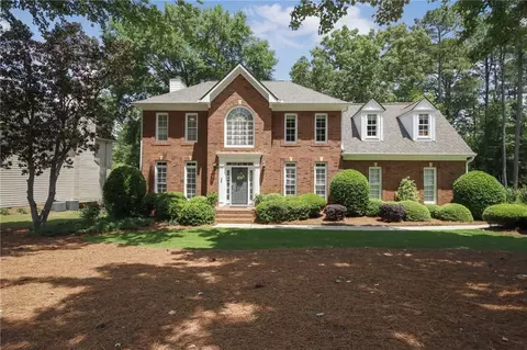 1915 Milfield Cir, Snellville, GA 30078
