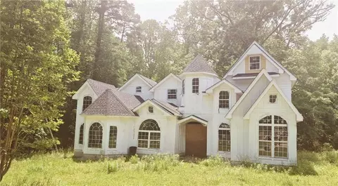 74 Jiles Rd, Carrollton, GA 30117