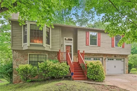 497 Fire Fly Dr, Tucker, GA 30084