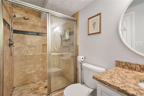 Bath - 4125 Fallbrook Dr, Duluth, GA 30096 photo 5 of 7