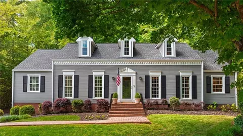 6800 Wright Rd, Atlanta, GA 30328