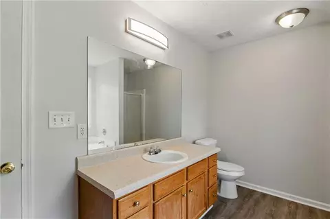 Bath - 75 Oak Hill Dr, Covington, GA 30016 photo 5 of 7