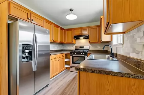 Kitchen - 75 Oak Hill Dr, Covington, GA 30016 photo 1 of 3