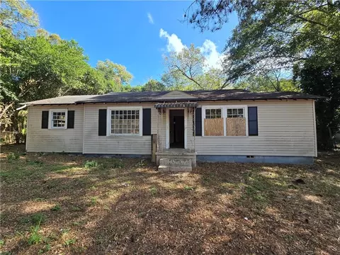 3846 Flamingo Dr, Macon, GA 31206