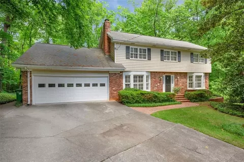 3999 Saint Clair Ct NE, Atlanta, GA 30319