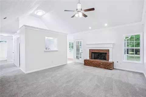 10 Hollow Ct, Covington, GA 30016 photo 9