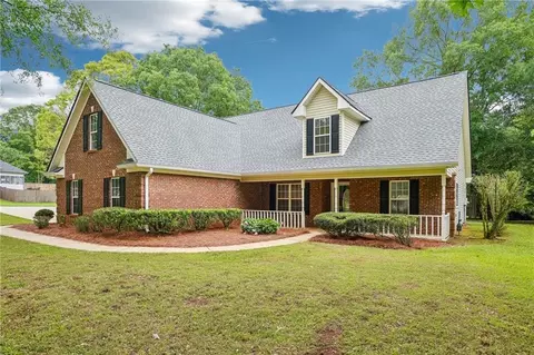10 Hollow Ct, Covington, GA 30016 photo 2