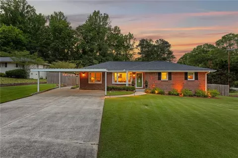 3872 Francis Dr, Powder Springs, GA 30127