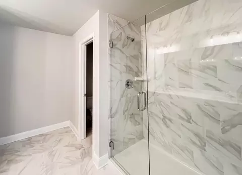 Bath - 4090 Cavalier Way, Duluth, GA 30097 photo 2 of 4