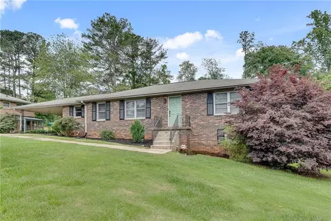 2653 Elkhart Cir SW, Marietta, GA 30064