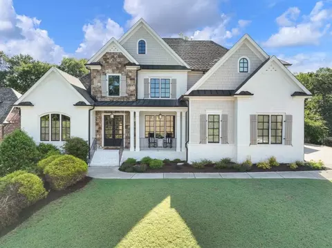 1963 Skybrooke Ln, Hoschton, GA 30548