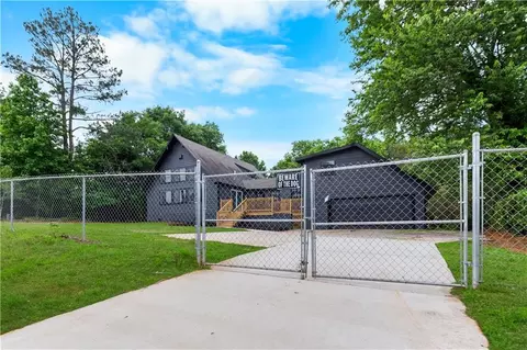 4131 W Village Pkwy, Ellenwood, GA 30294