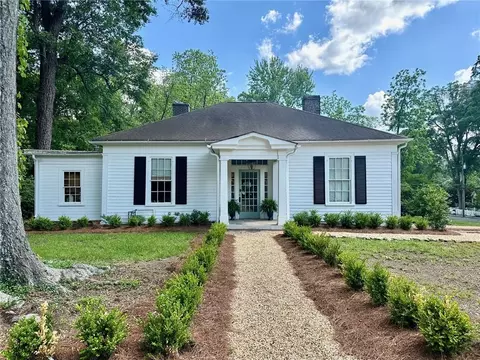 95 Whitlock Ave SW, Marietta, GA 30064
