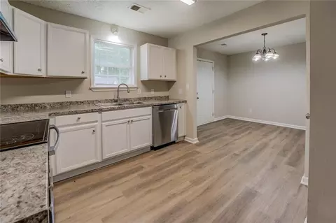 126 Usher Ln, Covington, GA 30016 photo 11