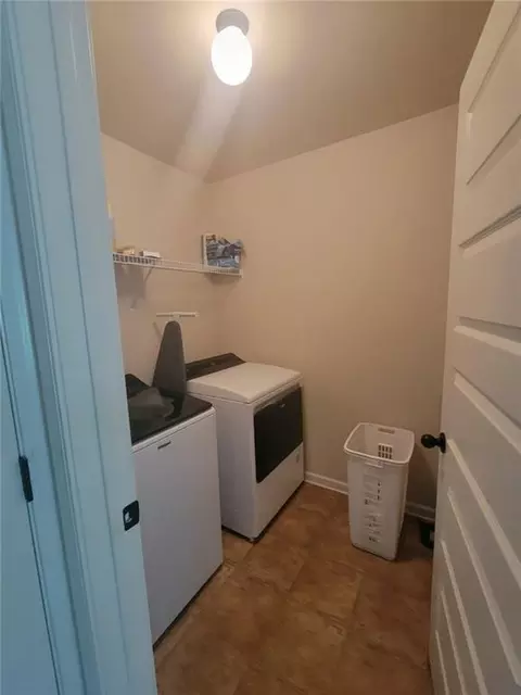 65 Waters Edge Ln, Covington, GA 30014 photo 4