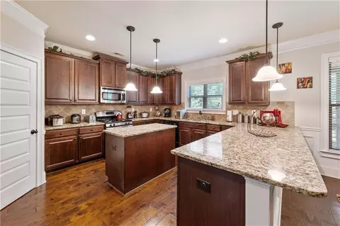 65 Waters Edge Ln, Covington, GA 30014 photo 2
