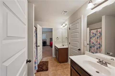 65 Waters Edge Ln, Covington, GA 30014 photo 16