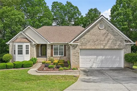 3463 Dunbar Ln, Suwanee, GA 30024