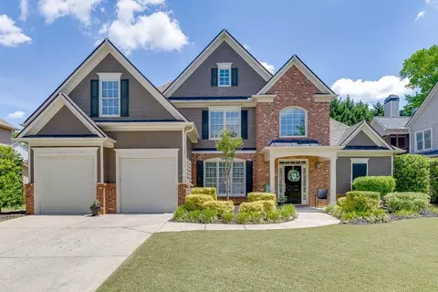 1563 Country Wood Dr, Hoschton, GA 30548