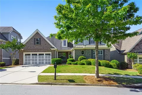 6913 Hopscotch Ct, Flowery Branch, GA 30542