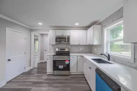 11 Cloverhurst Dr, Toccoa, GA 30577 photo 8