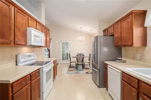 Kitchen - 807 Ideal Pl, Winder, GA 30680 photo 1 of 2