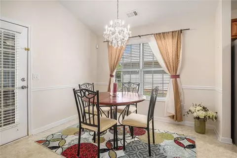 Dining - 807 Ideal Pl, Winder, GA 30680 photo 1 of 2