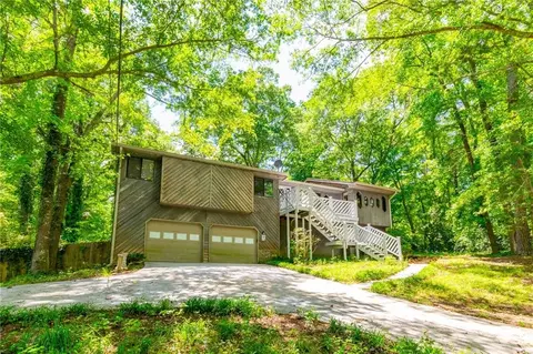 2738 Westminister Ln NW, Conyers, GA 30012