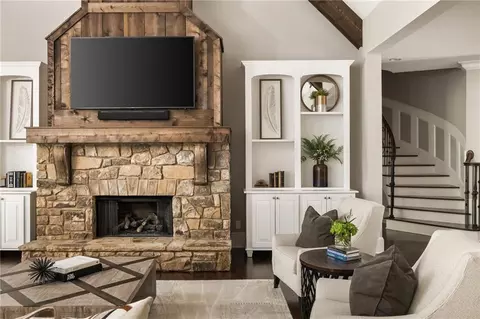 Living - 670 Trinity Pl, Suwanee, GA 30024 photo 1 of 8