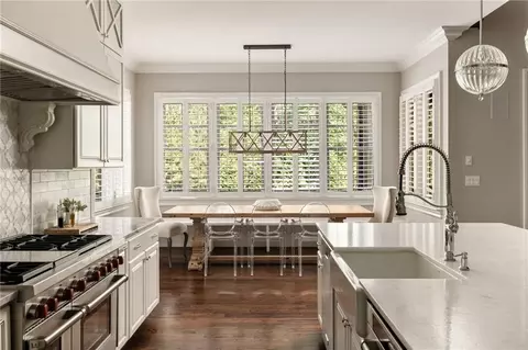 Kitchen - 670 Trinity Pl, Suwanee, GA 30024 photo 3 of 11