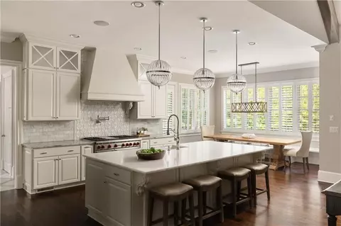 Kitchen - 670 Trinity Pl, Suwanee, GA 30024 photo 6 of 11