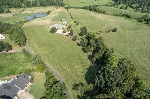 405 Thrasher Ln, Jasper, GA 30143