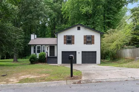 2442 Falcon Ct, Lawrenceville, GA 30043
