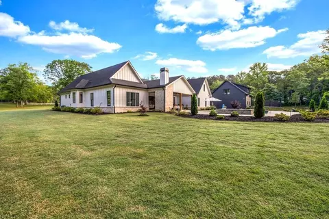 Exterior - 2165 Wall Rd, Monroe, GA 30656 photo 3 of 10