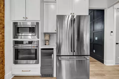 Kitchen - 2165 Wall Rd, Monroe, GA 30656 photo 6 of 7