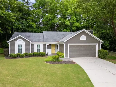245 Scotch Pine Ct, Alpharetta, GA 30022