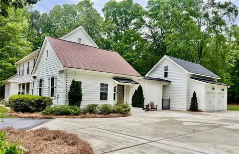 400 N Peachtree Pkwy, Peachtree City, GA 30269