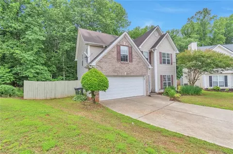 Exterior - 307 Lee Miller Dr, Suwanee, GA 30024 photo 2 of 3