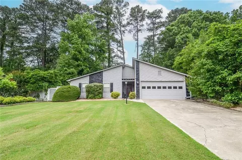 5697 Brooklyn Ln, Norcross, GA 30093