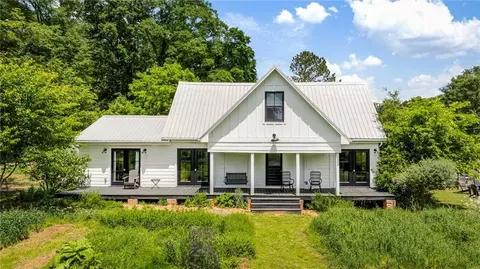 10975 Hutcheson Ferry Rd, Chattahoochee Hills, GA 30268