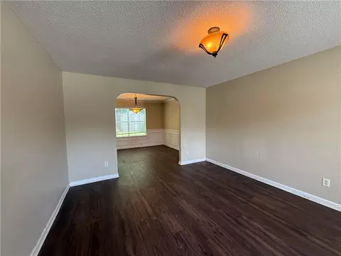 Living - 257 Juliet Dr, Hampton, GA 30228 photo 2 of 5