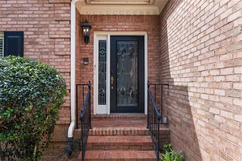 1887 Chamdun Pl, Atlanta, GA 30341 photo 2
