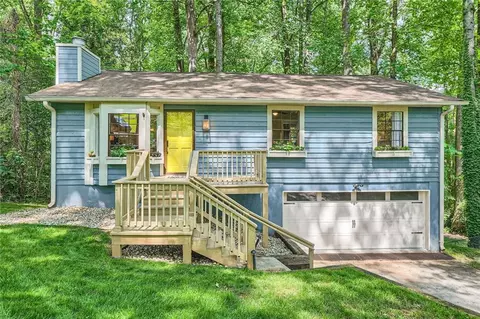 2336 Vistamont Dr, Decatur, GA 30033