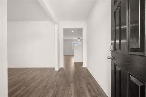 Entry Way - 25 Amberjack Trl, Covington, GA 30016 photo 6 of 10