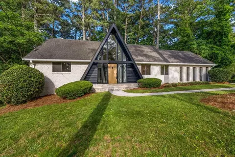4274 Smithsonia Ct, Tucker, GA 30084