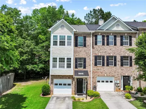 2138 Mill Garden Run, Buford, GA 30519
