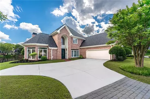 9325 Saint Georgen Cmn, Johns Creek, GA 30097