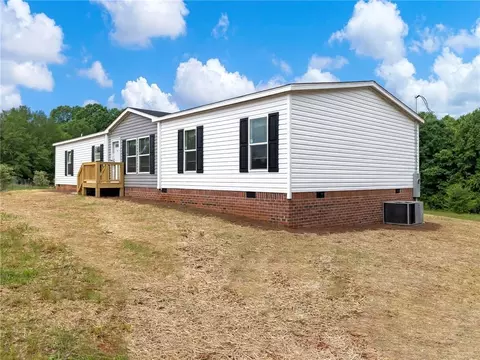 275 Mckie Rd, Commerce, GA 30530 photo 28